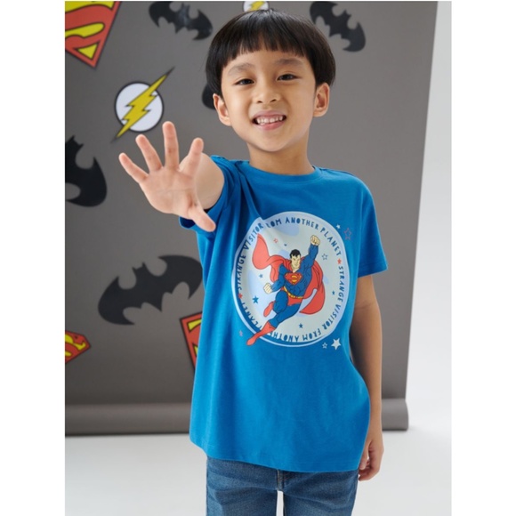NWT DC Comics Superman Boys Kids T-shirt Size 7 8 Officially Licensed Cotton Tee - Picture 1 of 4